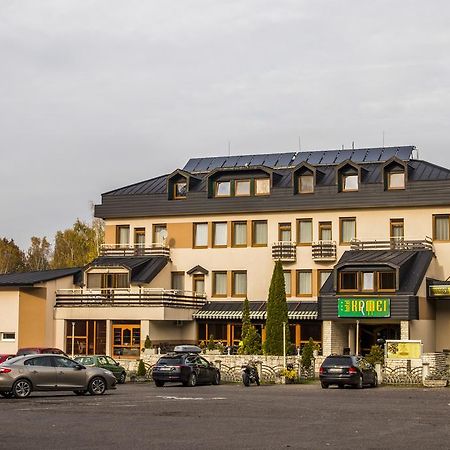 Hotel Kamei Snina Dış mekan fotoğraf