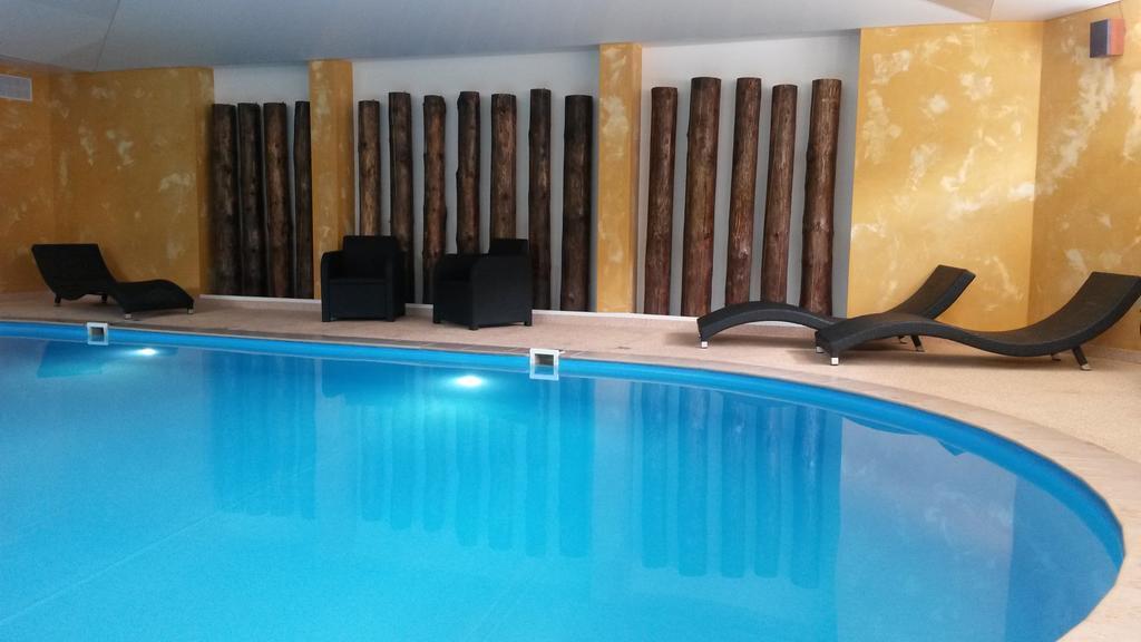 Hotel Kamei Snina Dış mekan fotoğraf